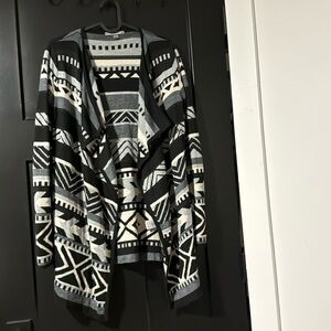 Smartwool Camp House Wrap Cardigan with Grey White Black Geometric Patterns